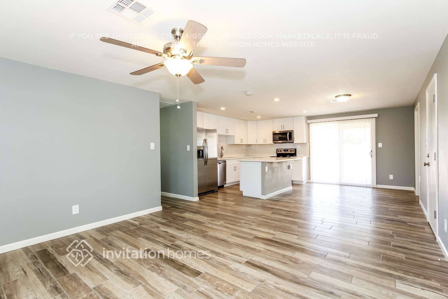Building Photo - 14430 N 41st Ct