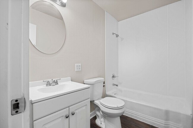 Building Photo - 3 Bedroom 1 Bath Home for Rent in Perry