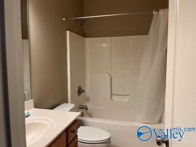 Building Photo - 410 Creekwater Cir