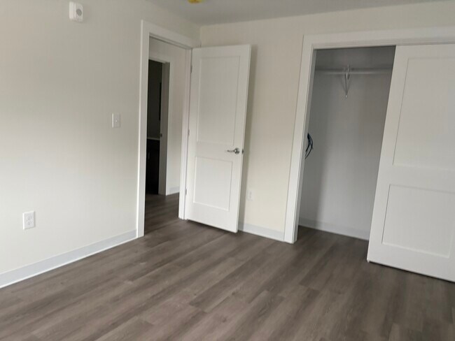 Building Photo - 1741 Washington St