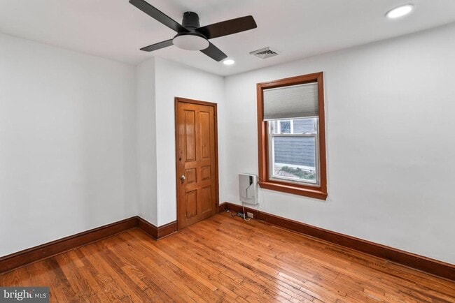 Building Photo - 801 N 26th St