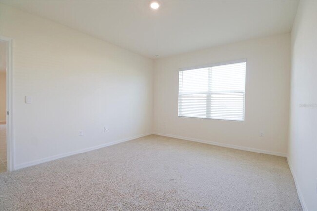Building Photo - 444 Taylor Grvs St