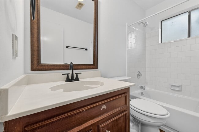 Building Photo - 78 E Mistybreeze Cir