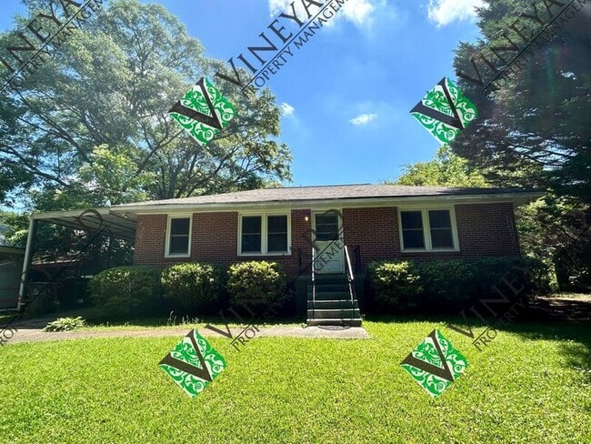 Primary Photo - 4306 Hillcrest Dr