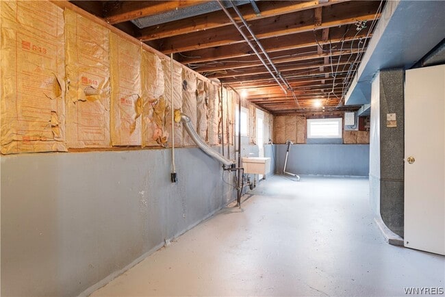 Building Photo - 146 Jeanmoor Rd