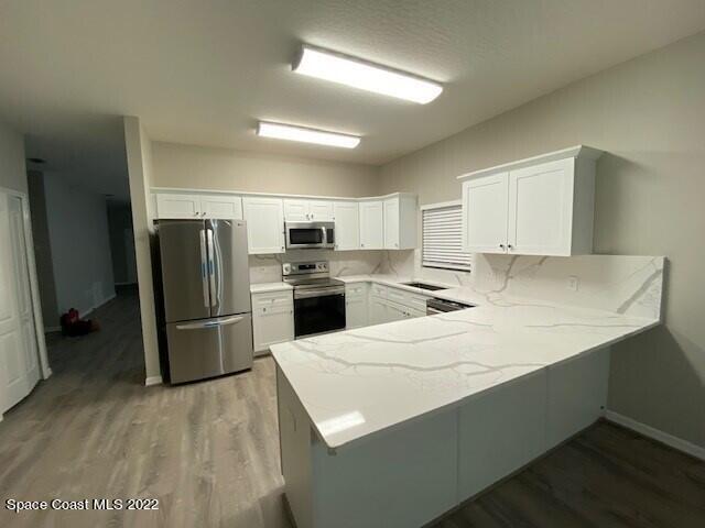 Building Photo - 5212 Outlook Dr