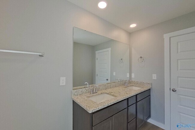 Building Photo - 6100 Taramore Ln NW