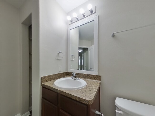 Building Photo - 2906 Trawler Pl