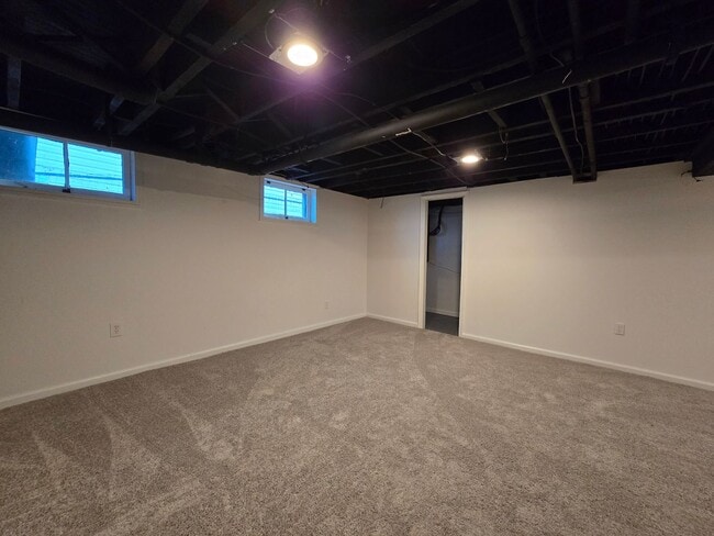 Building Photo - Gorgeous 4 or 5 bed 3.5 Bath in Madisonville!!