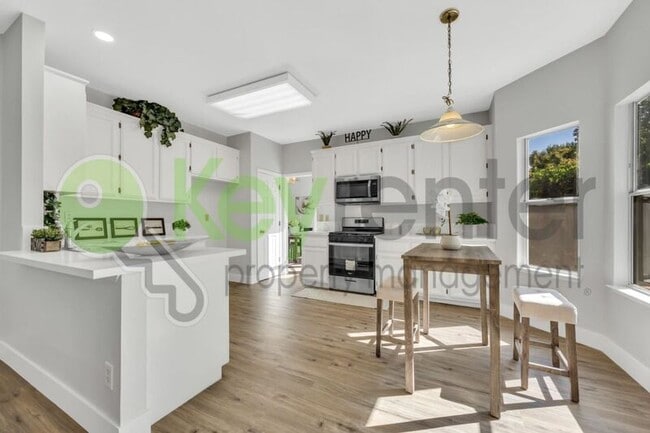 Building Photo - 2321 Eagle Ct