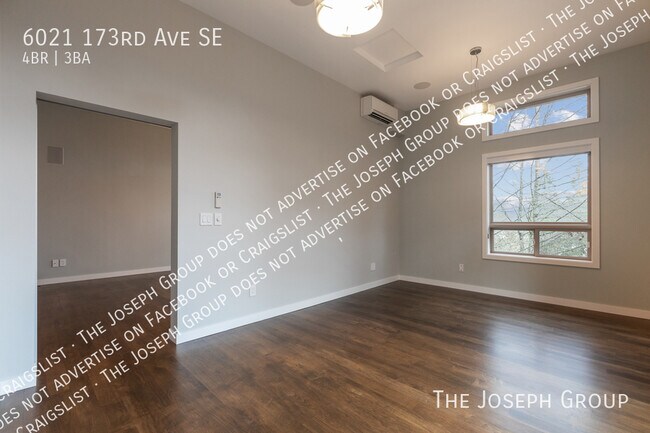 Building Photo - 6021 173rd Ave SE