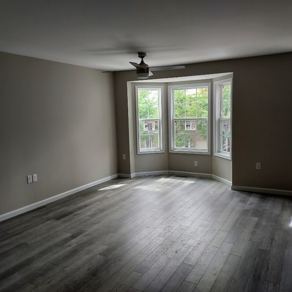 Building Photo - 106 Ridge Ct