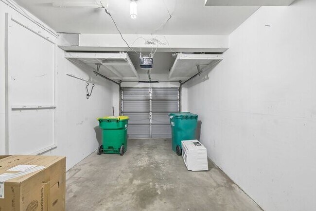 Building Photo - Townhome-Style Living with Greenbelt Views, Attached Garage & Community Pool!