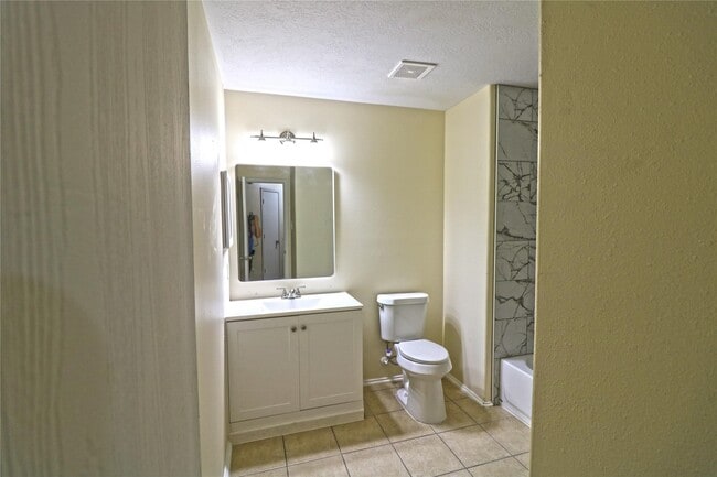 Building Photo - 4727 Ivy Meadow Ln