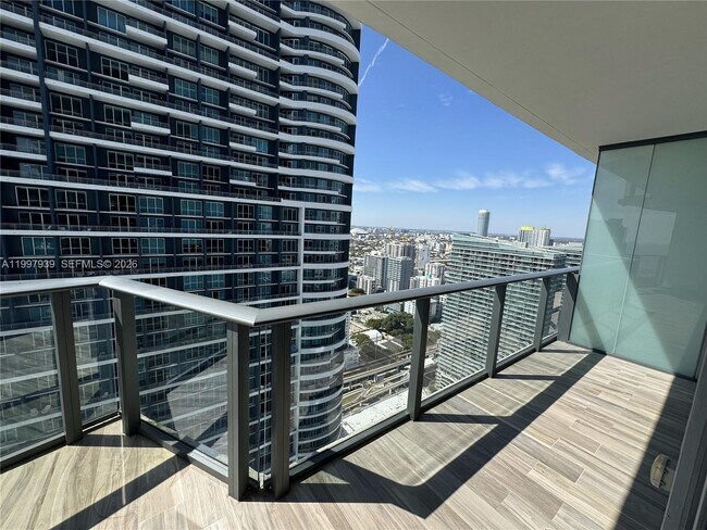 Building Photo - 1300 S Miami Ave