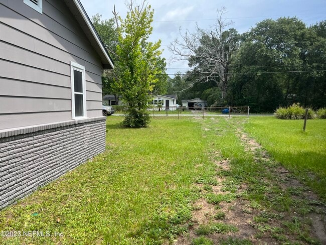 Building Photo - 1416 Fred Gray Rd