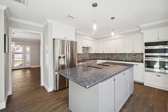 Building Photo - 1311 Ambergate Dr