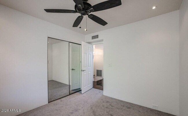 Building Photo - 10415 North 11th St