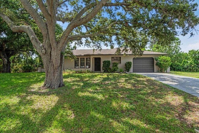 Primary Photo - 331 Burke Rd