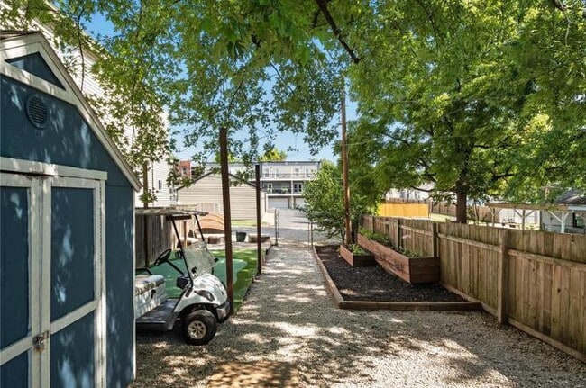 Building Photo - 5377 Reber Pl
