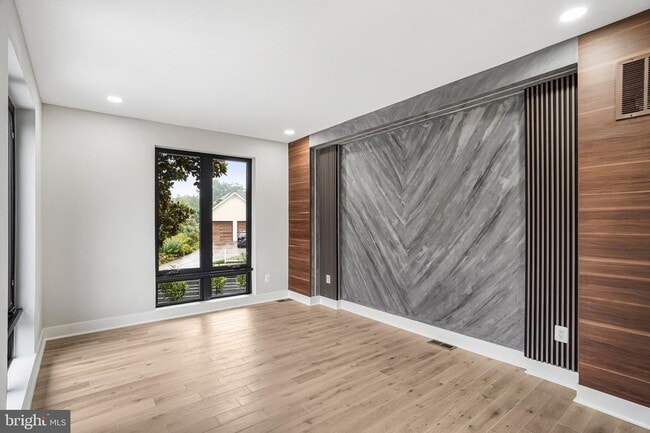 Building Photo - 3500 7th St N