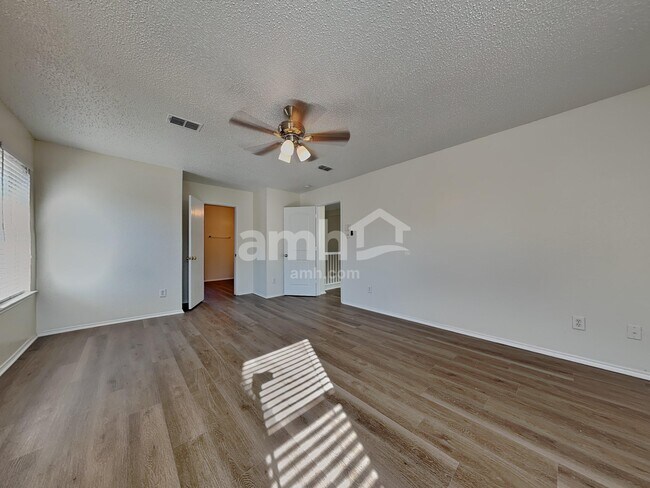 Building Photo - 108 Quail Meadows Ln