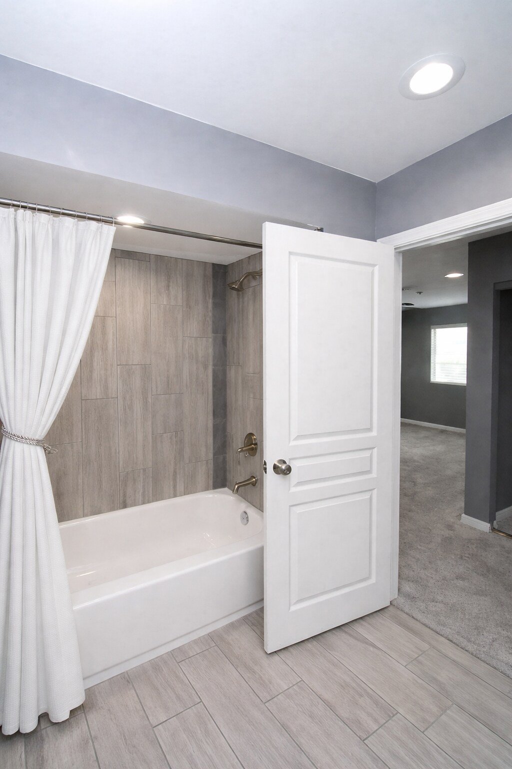 Jack & JIll Bath 2 - 2nd floor - 154 W 5th St