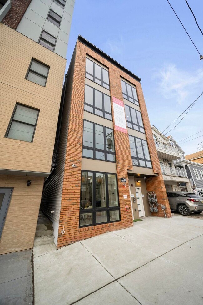 Building Photo - 3447 John F. Kennedy Blvd