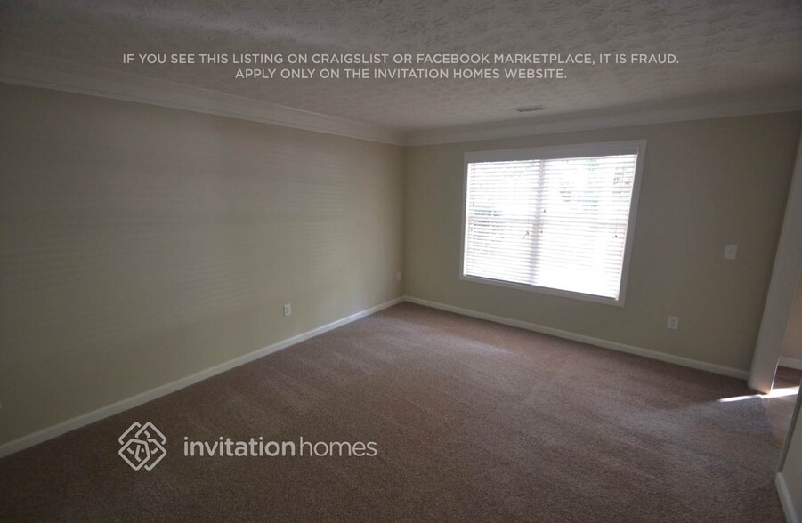 Building Photo - 2802 Wynhaven Oaks Way