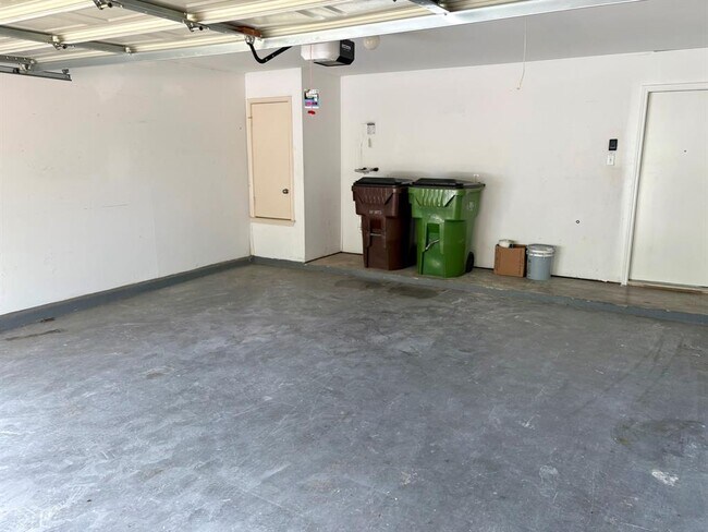Building Photo - 3119 Corrigan Ln