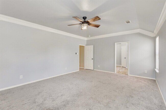 Building Photo - 5410 Linden Grove Ct