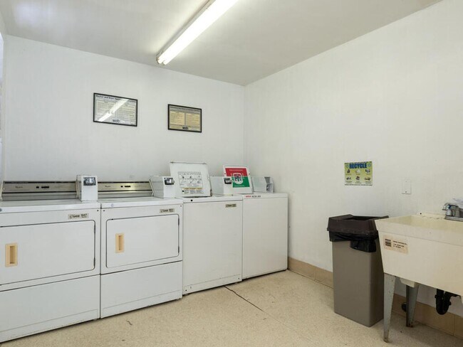 Building Photo - 10845 Camino Ruiz