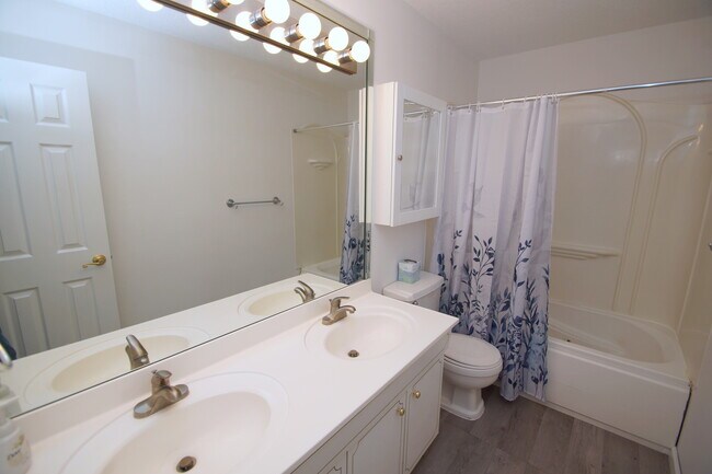 Building Photo - 3416 18th St