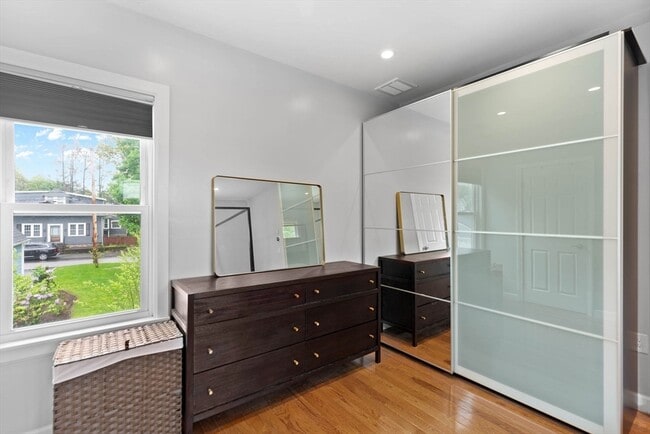 Building Photo - 201 Adams St