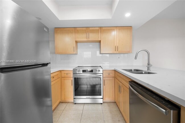 Building Photo - 8830 SW 123rd Ct