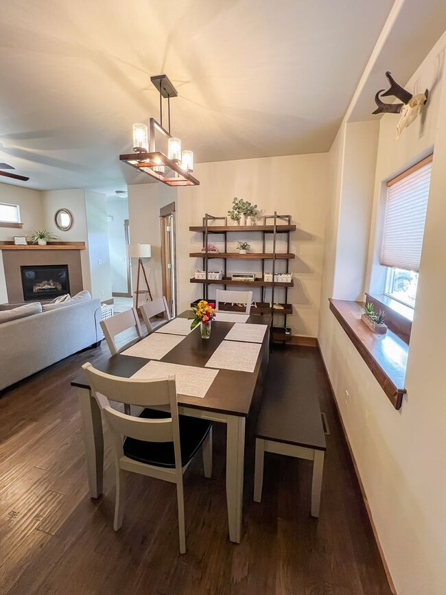 Building Photo - Charming Downtown Retreat: A Unique Blend ...