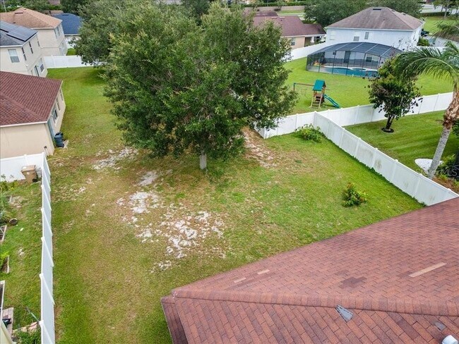 Building Photo - 3949 Golden Finch Way
