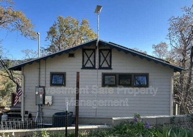 Building Photo - 2535 Bonita Vista Dr