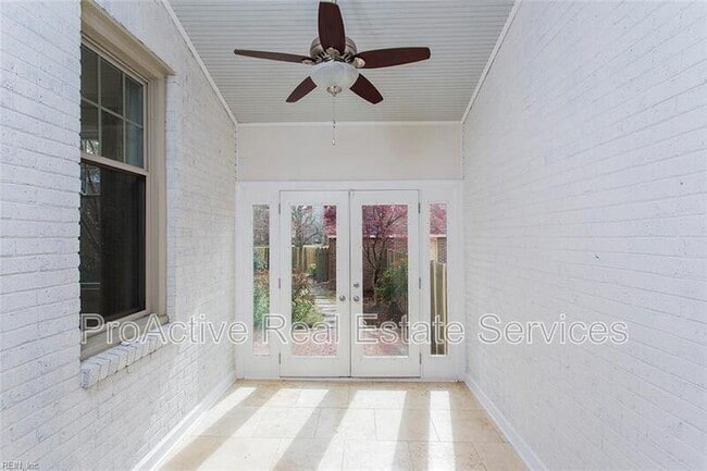 Building Photo - 431 W Princess Anne Rd