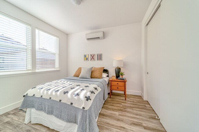 Building Photo - Phase 1 Bungalow Rental - Lot D40 Main