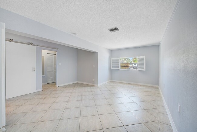 Building Photo - $500 Move-In Special – Limited Time!