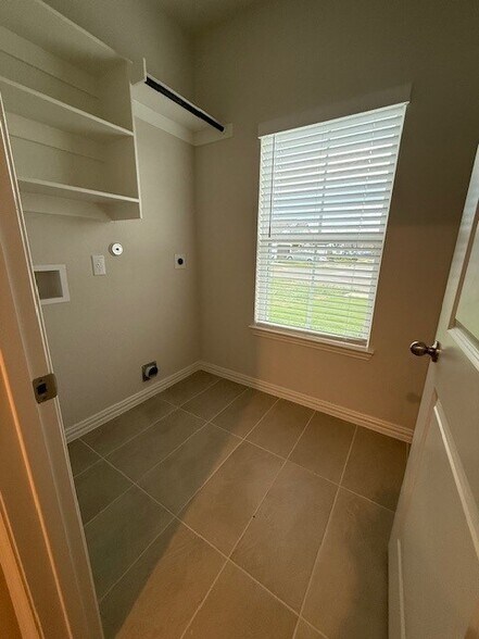 Laundry Room - 1241 Casetta Run