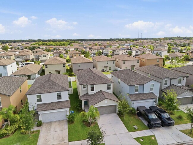 Building Photo - 7023 Samuel Ivy Dr