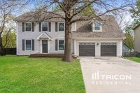 Building Photo - 15924 W 149th Terrace