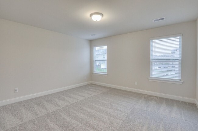 Building Photo - 1705 Tahoma Dr