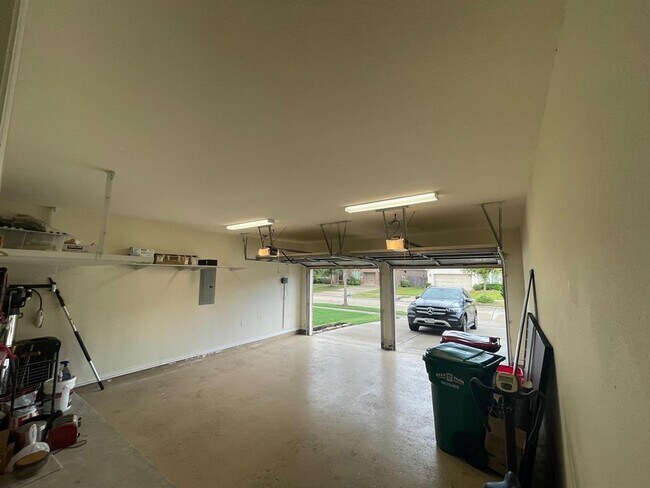 Building Photo - 3903 Birch Vale Ln
