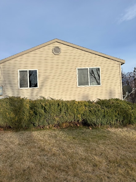 Building Photo - 3540 Christine St