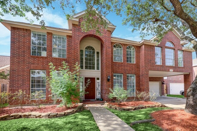 Primary Photo - 13710 Wheatbridge Dr