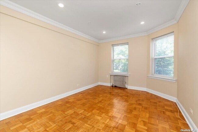 Building Photo - 141-12 79th Ave