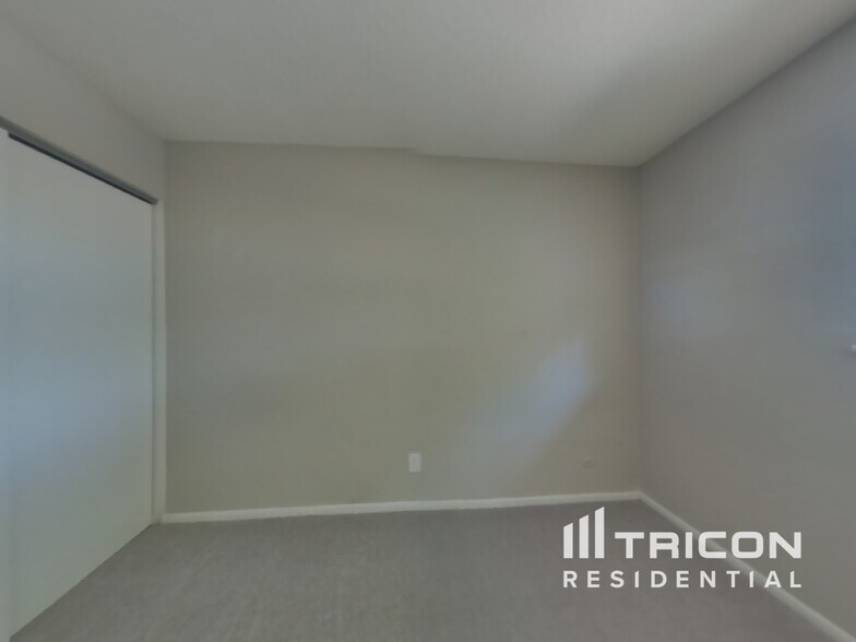 Building Photo - 2830 Judith Ln